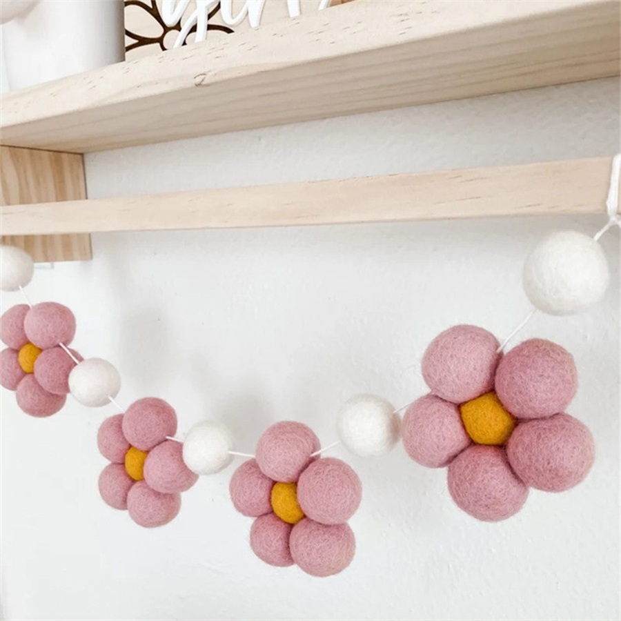 Garland Bunga Daisy Felt Buata - Baby Nursery Fabric ulasan dan harga